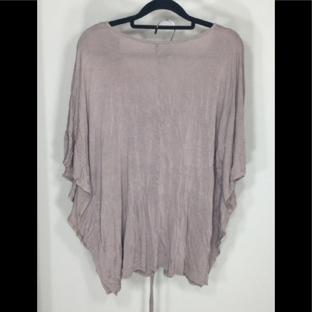Drawstring Blouse - Picture 3 of 3